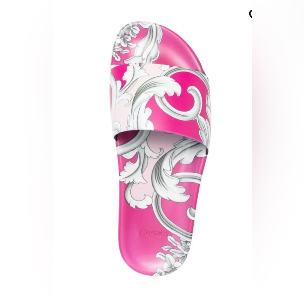 NEW Versace Pool Slides, comes with box and bag